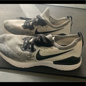 Men’s Nike Epic React Running Sneakers,gently worn